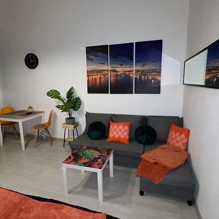 Marylin New Apartment Free Parking At Riverside Budapeşte Dış mekan fotoğraf